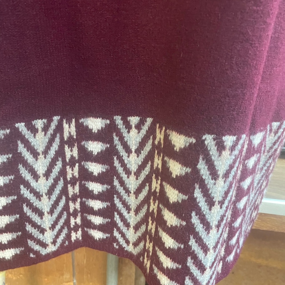 Frye Beautiful Burgundy Cardigan (M)-NWT❤️ - Picture 7 of 8